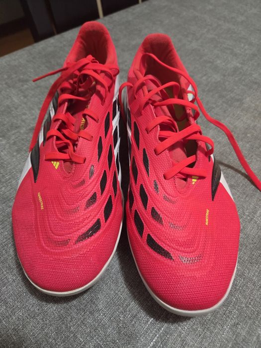 Стоножки Adidas Predator TF 43⅓ номер