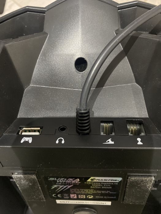 Volan de gaming suzuka wheel F111