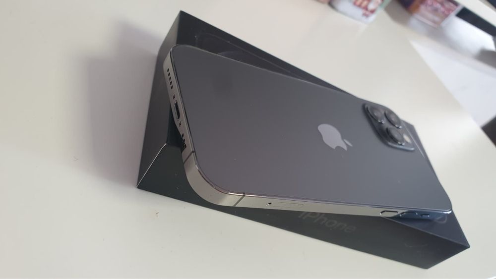 Vand iphone 12 pro graphite 128 GB impecabil