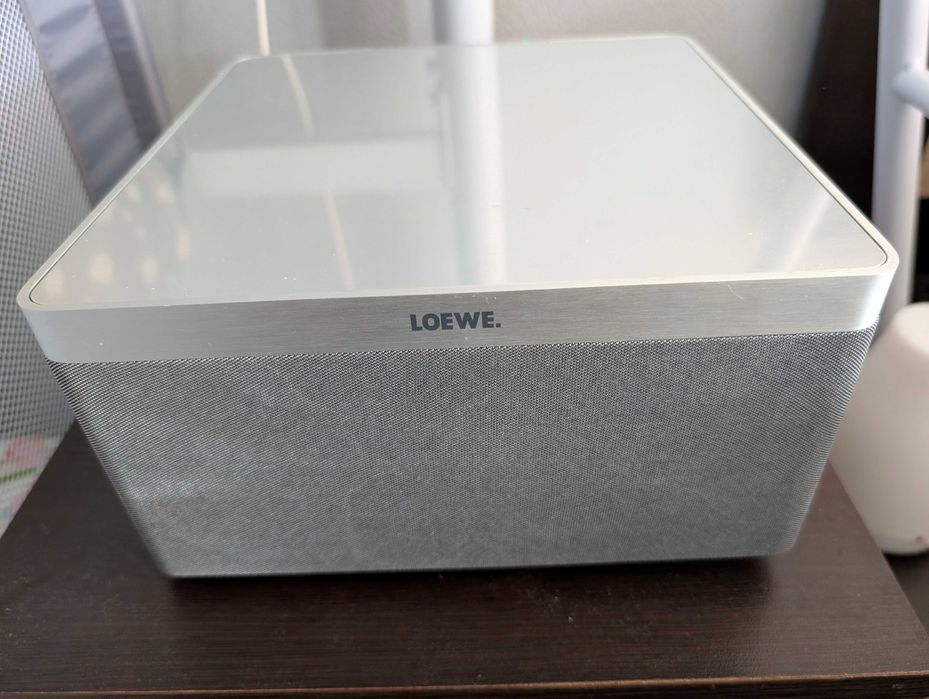 Loewe airspeaker