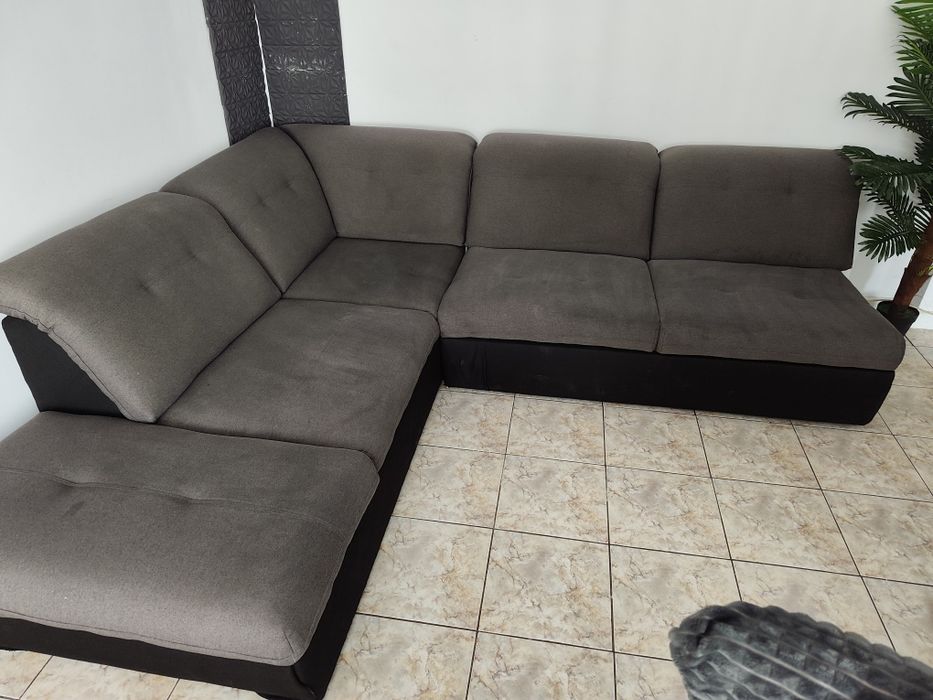 Vând colțar canapea extensibila