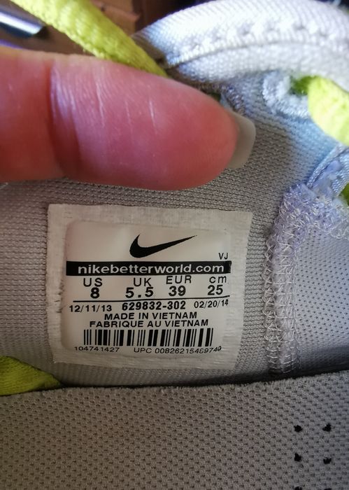 Маратонки Nike EU39 размер