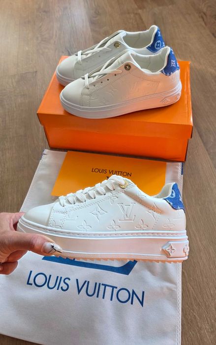 Маратонки обувки дамски сникърси