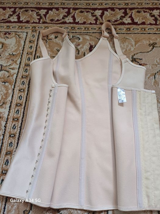 Корсет для девушек.Хорошего качества