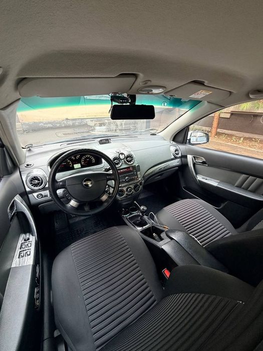 Срочно продается Нексия 3 в идеальном состоянии