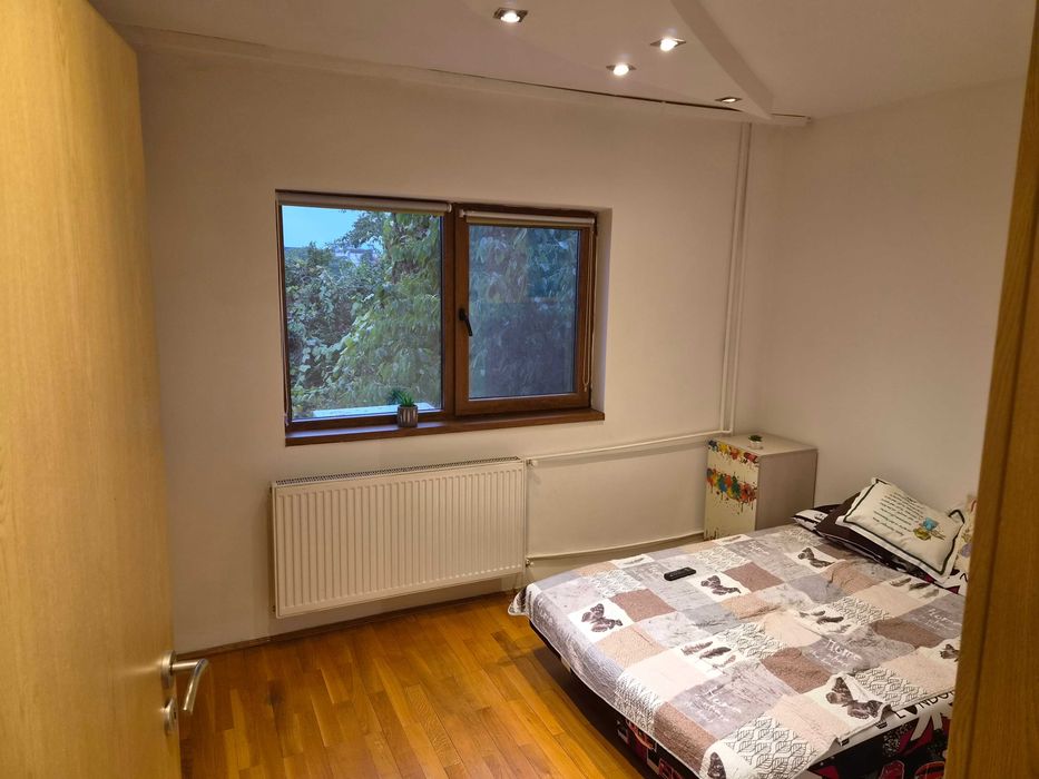 Inchiriere apartament 2 camere decomandat  zona Girocului