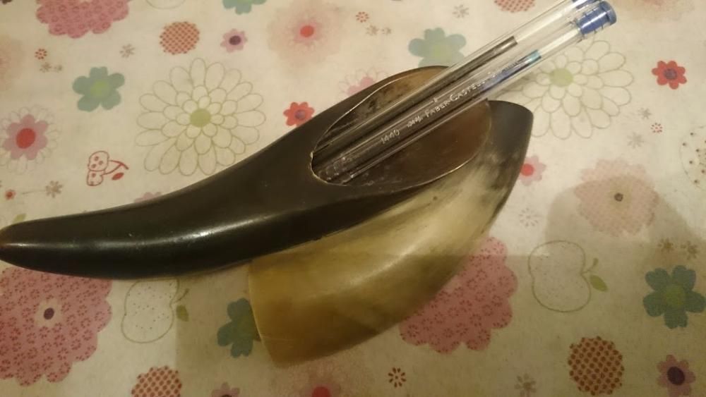 отварачка затварачка делфин и моливник рог