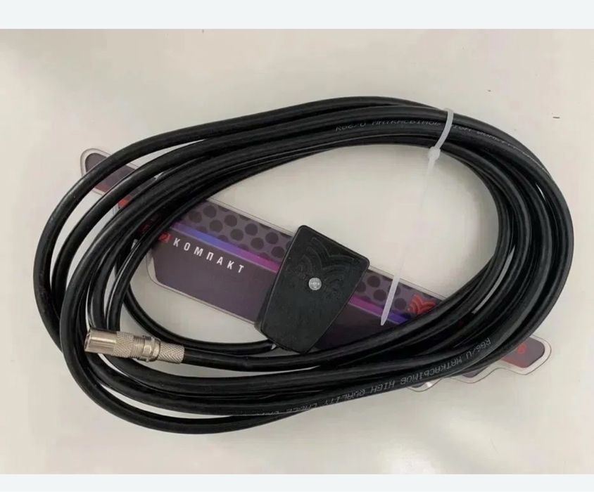 Антена комнатная