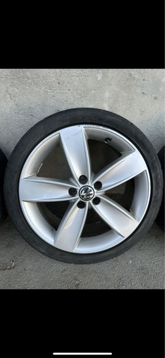 Jante Vw Passat Cc Eos Scirocco Golf cu cauc 215/40/R17 7jx17et46
