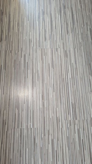 Продам итальянский ламинат