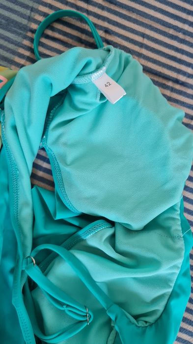 Цял бански костюм