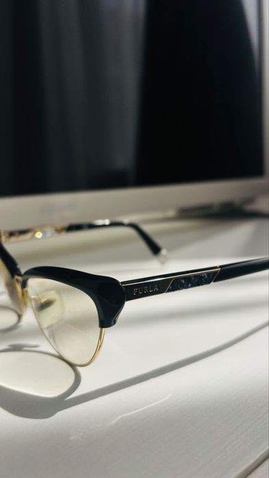 Rame ochelari FURLA-elegante si feminine