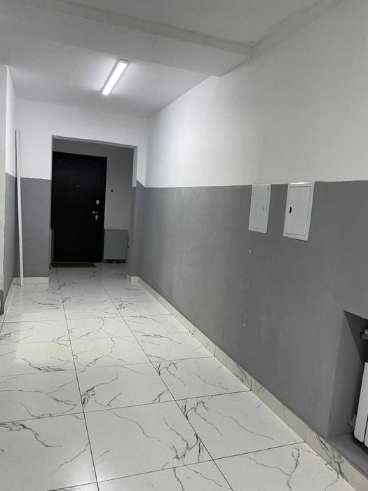 Продам  2-ком квартиру Аэропорт