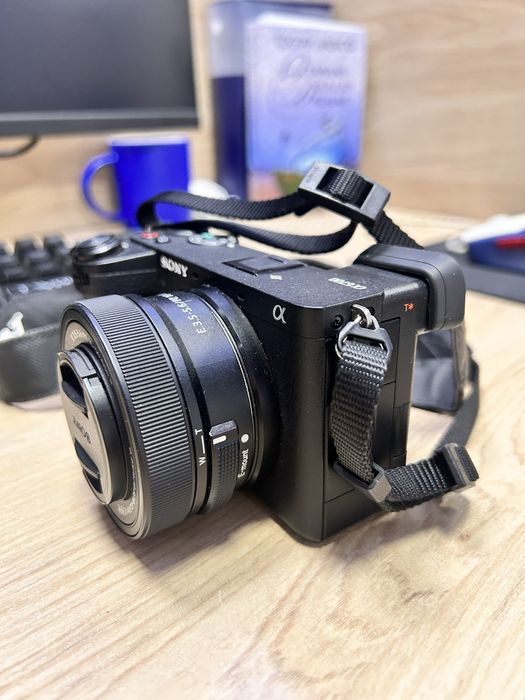 Sony A6700 + 16-50mm * 64gb fleshka