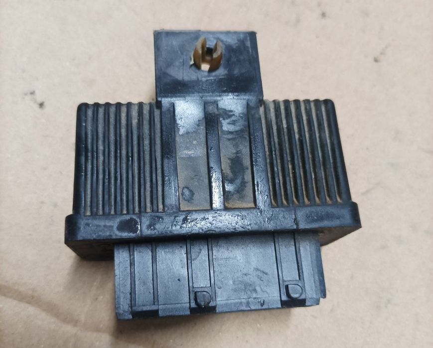 Releu la pompă : citroën Peugeot... bluza top