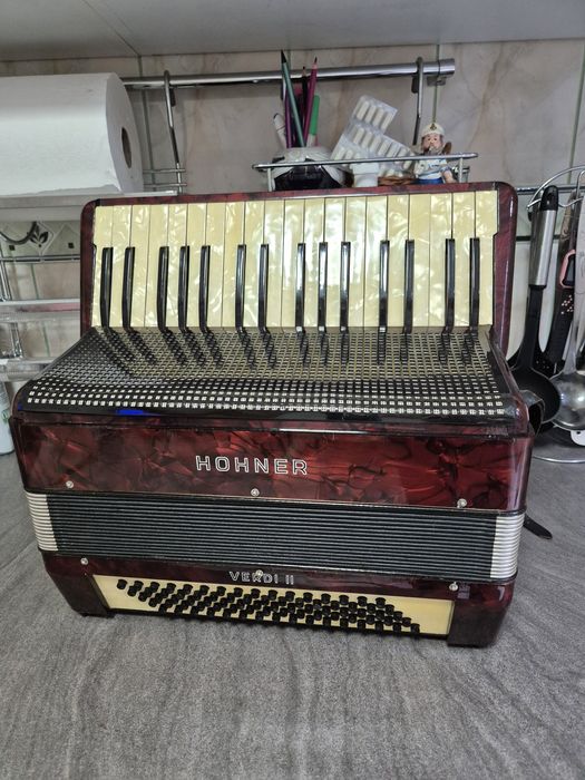 Acordeon Hohner verdi ll in sata Bandon 8/80
