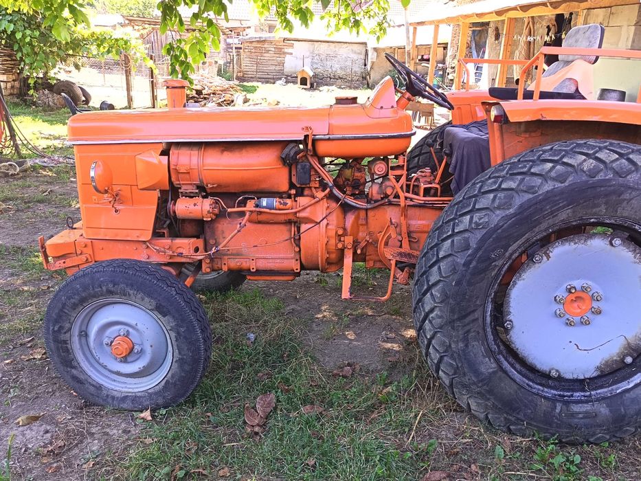 Tractor Renault 36cp
