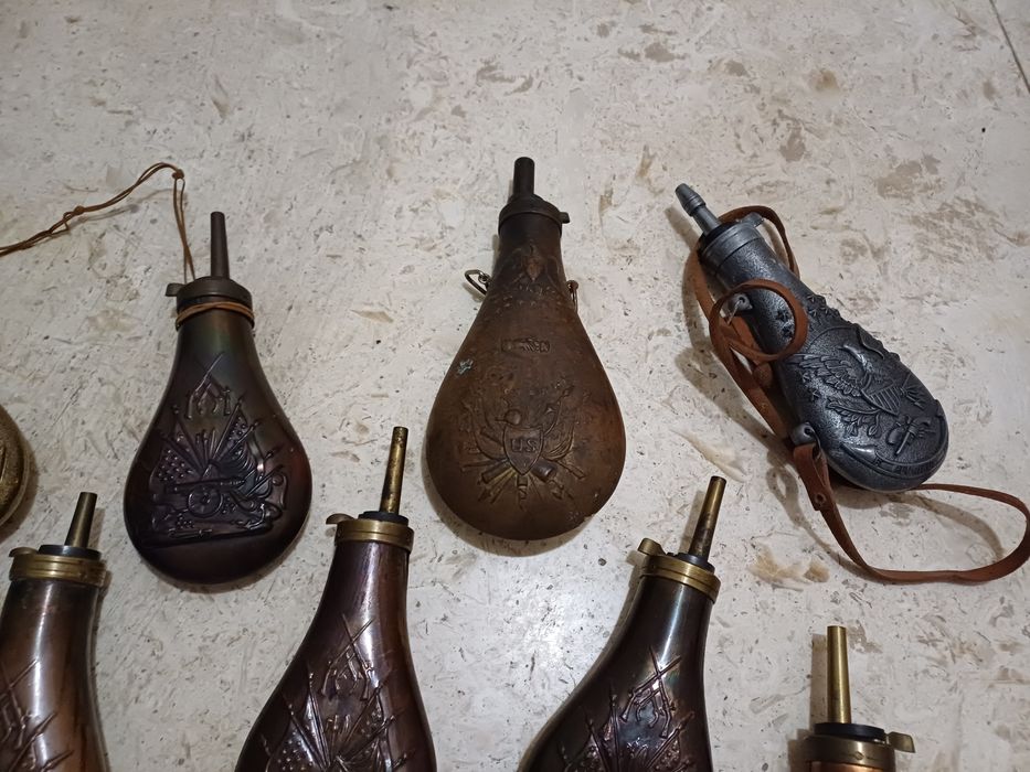 Барутници Барутница възстановка пушка пищов фишеклък