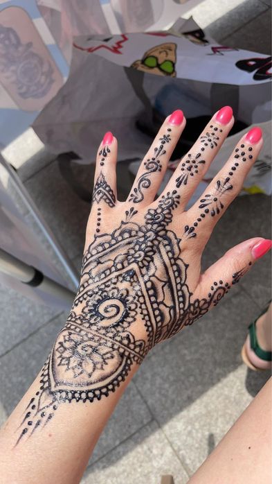 Tatuaje temporare pictate