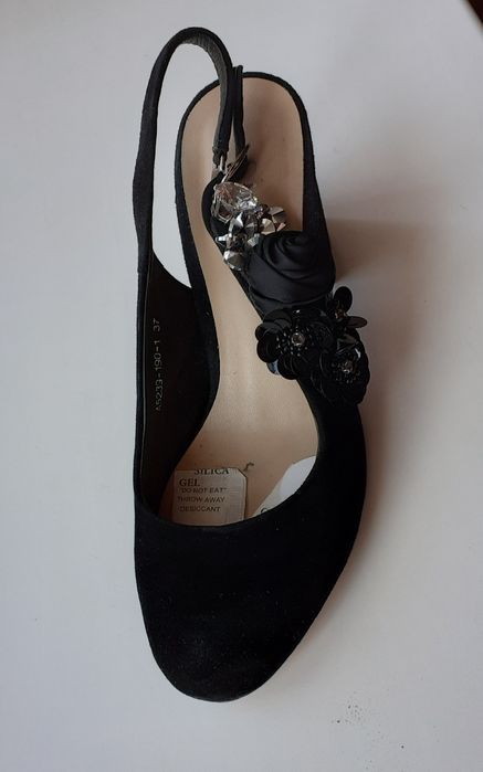 Туфли замшевые 18 тысяч