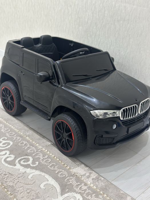 Продам машинку с пультом