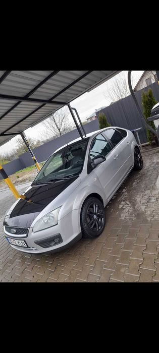 Ford focus 2 - 1.6 benzină - 2005 - DEFECT