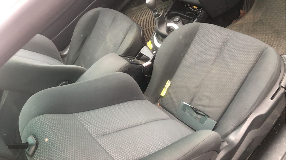 Dezmembrez renault megane 2 cabrio 1.5 dci
