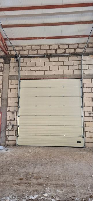Секционные, гаражные ворота