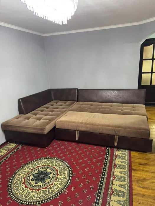 Диван-кровать спальни