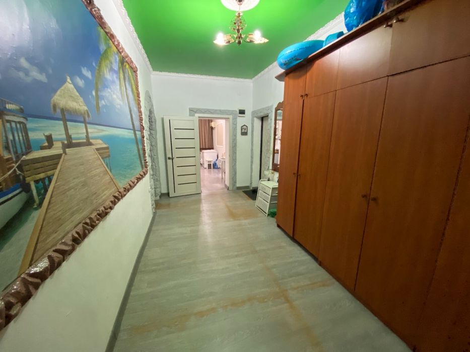 Продается 4-х комнатная квартира