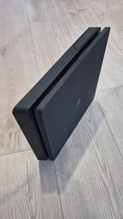 Vand Play Station 4 - Gran Turismo edition