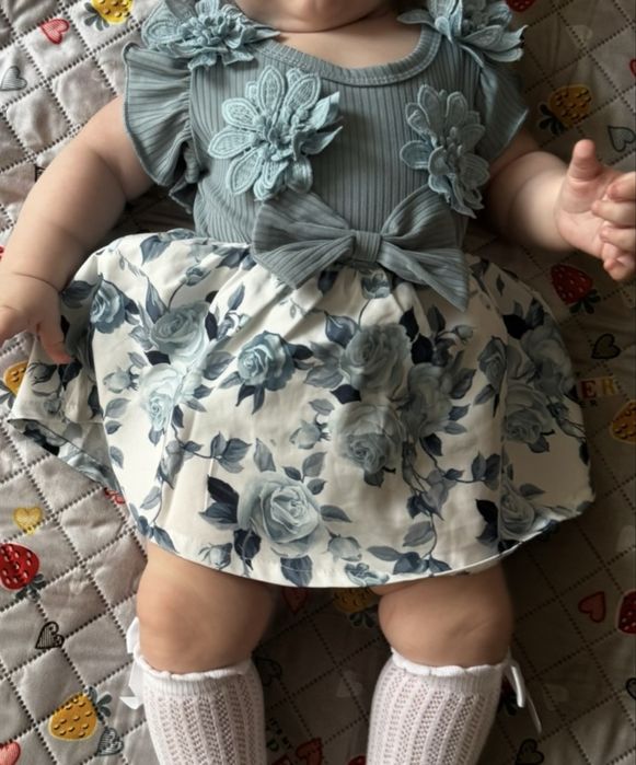 Продам детские платья