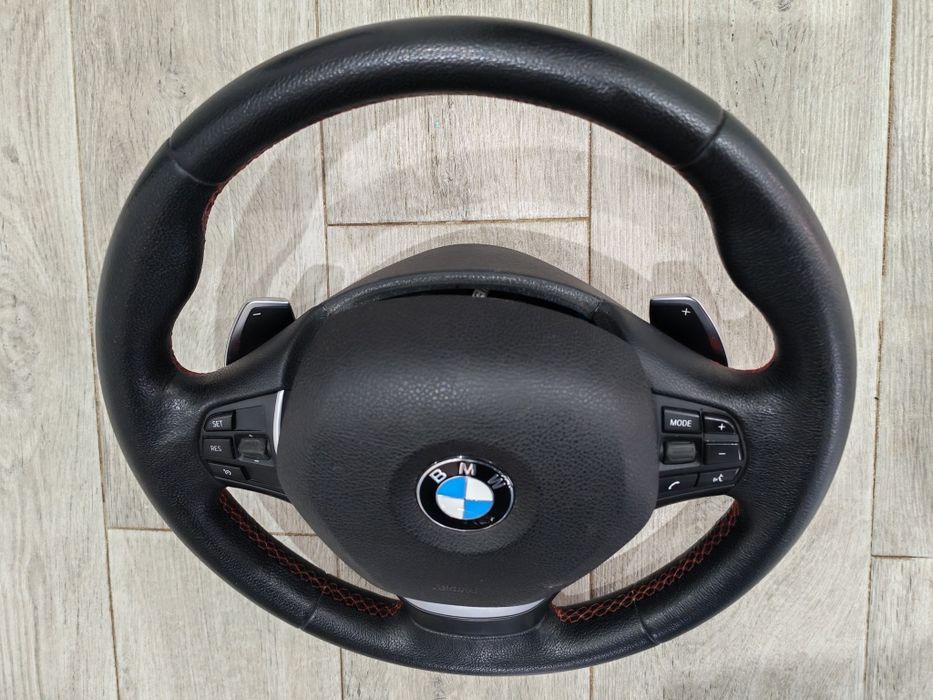 Volan BMW  cu padele