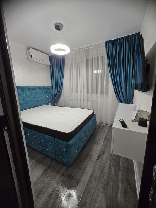 Închiriez apartament  2 camere
