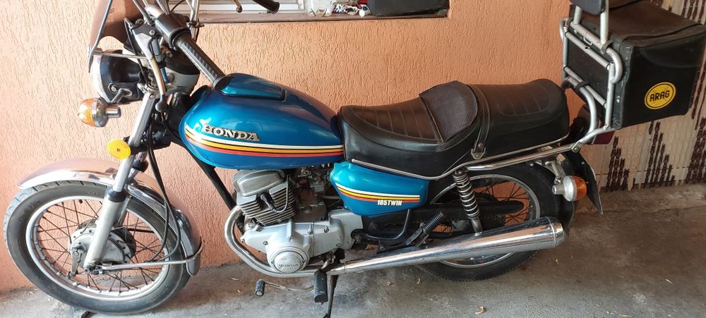 Motocicleta vintage HONDA oldtimer 1978