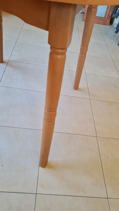 Кухненска кръгла маса