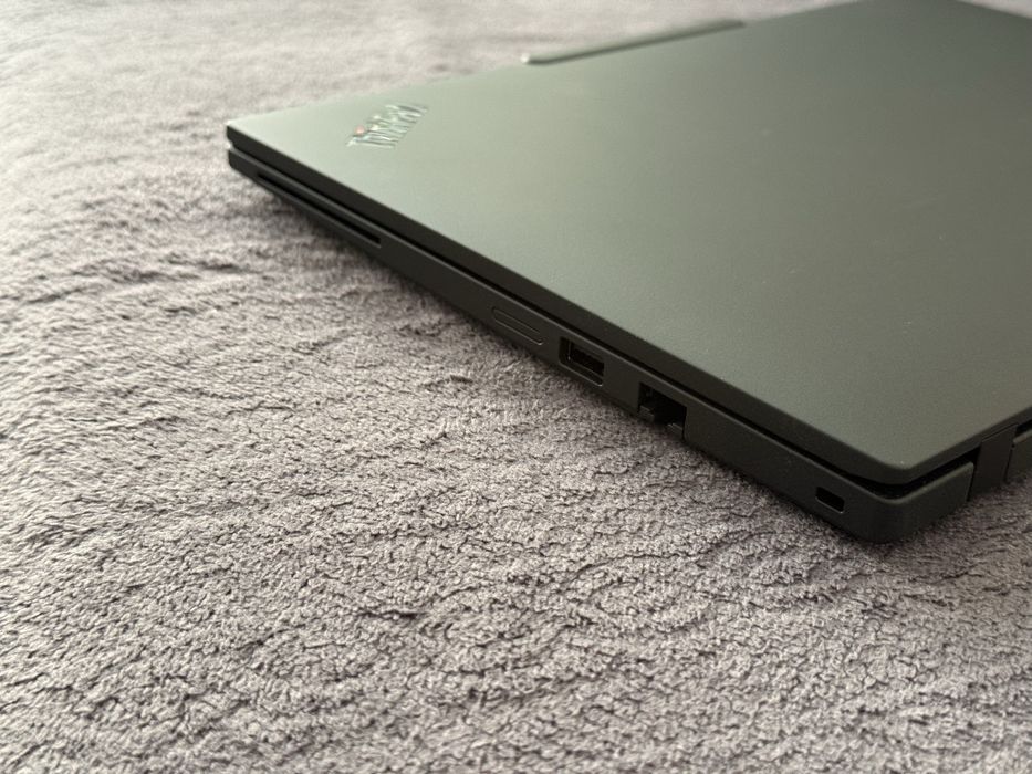 НОВ Лаптоп 14.5’ FHD+IPS  Ryzen AI 7 Pro 350 32GB DDR5 Lenovo Thinkpad P14s Gen6 Radeon 860M 1TB SSD