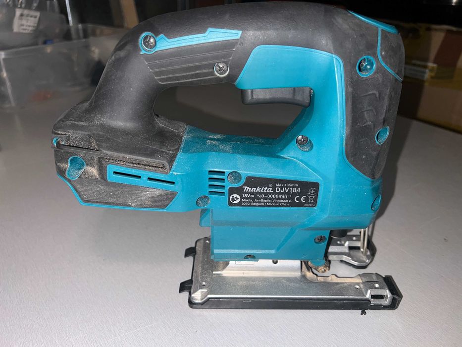 Makita DJV184 — акумулаторен прободен трион