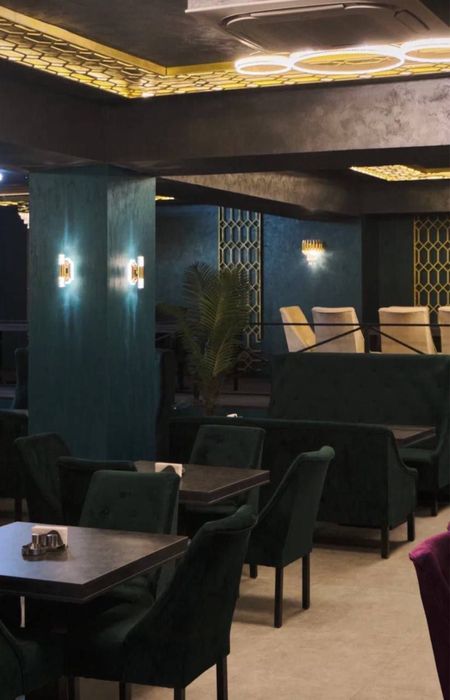 Сдаётся  полностью укомплектованный ресторан . ТРЦ Пойтахт