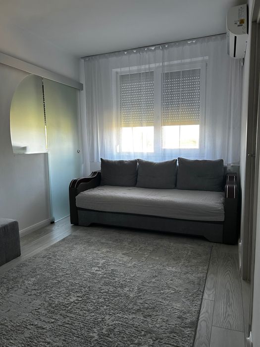 Apartament de vânzare cu 3 camere în Velenta