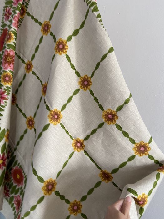 нова покривка от лен на цветя 130х 185 см