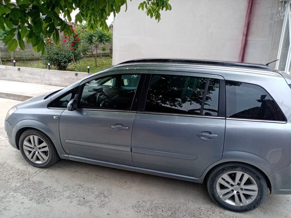 OPEL Zafira 2010 — imagine 4
