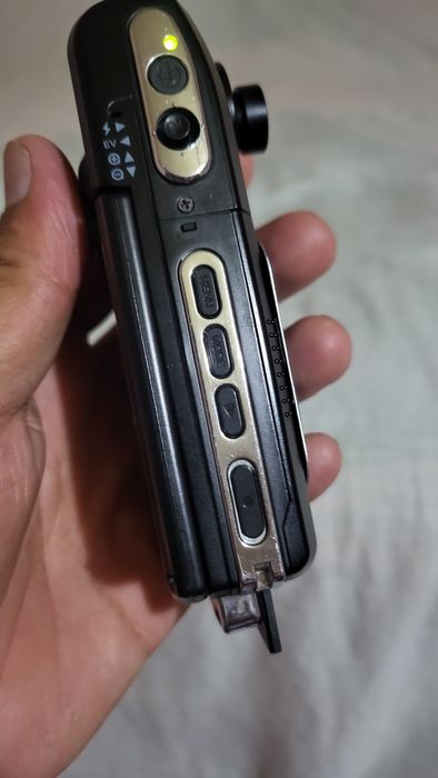 Автомобильный цифровой видеорегистратор CELSIOR DVR CS-900HD