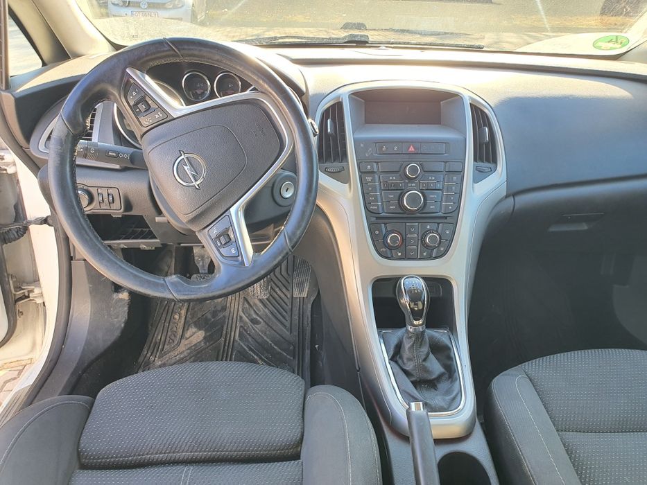 Opel Astra J Diesel 1.7 an 2012