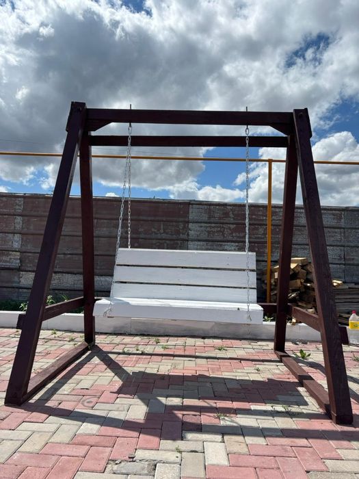 Качели продаётся