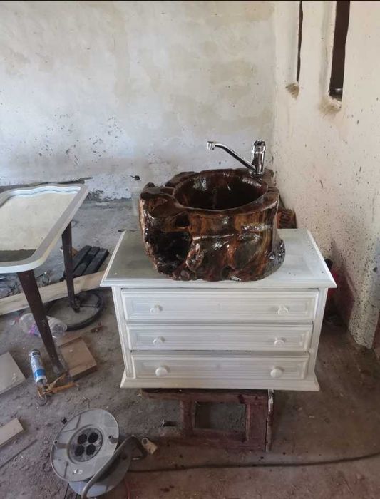 Lavoar din lemn /ghiuvetă lemn