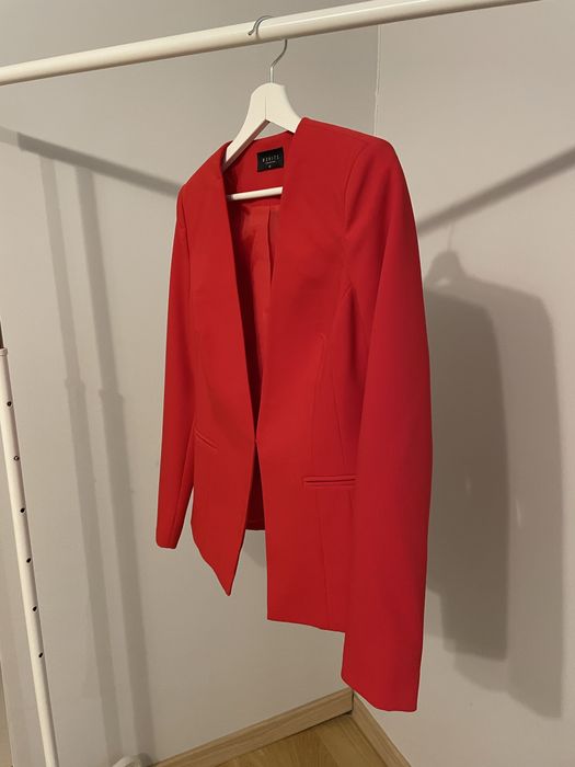 Червен оувърсайз костюм MOHITO XS/S