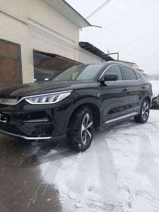 Byd song plus flagship