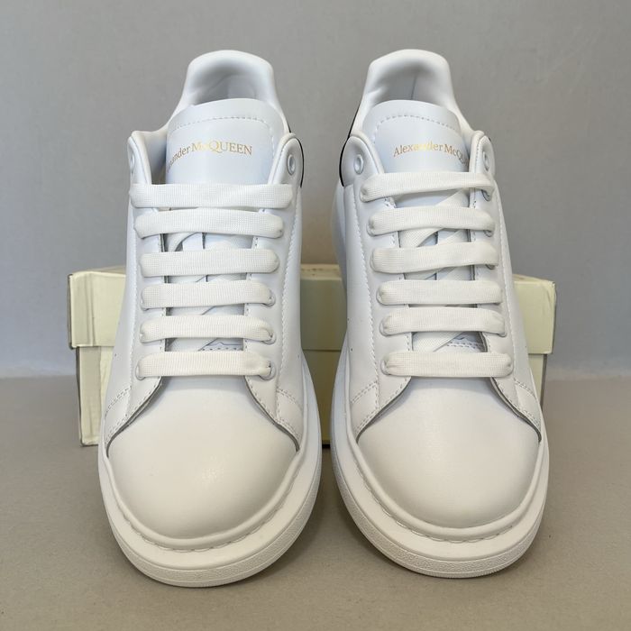Alexander McQueen "White Black Tail"! НОВИ!