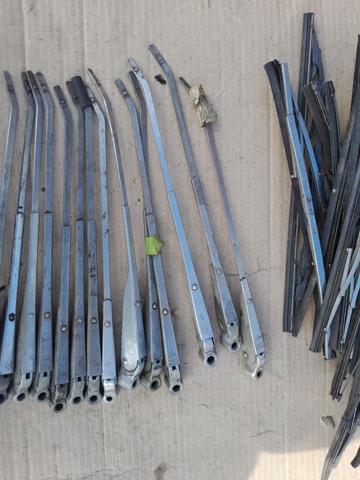 Продам! Поводки дворников Ваз 2106